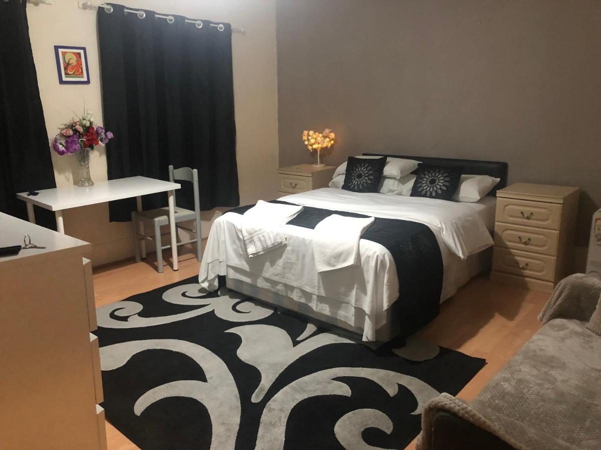 ホテルOyo 94 Bricklane Studio Flats ロンドン エクステリア 写真