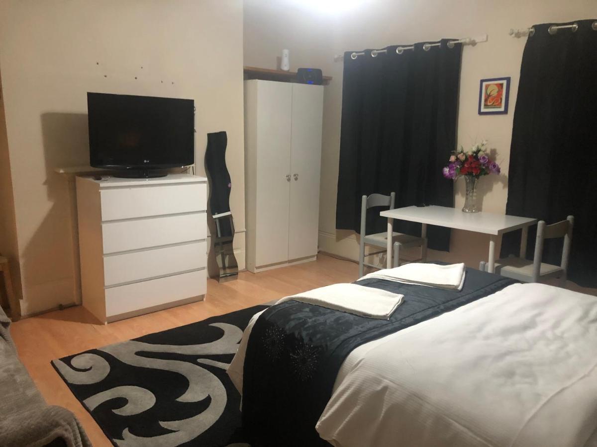ホテルOyo 94 Bricklane Studio Flats ロンドン エクステリア 写真